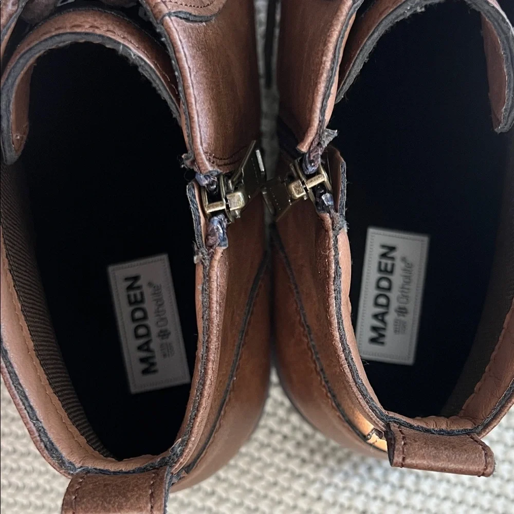 Steve Madden Tan Leather Lace-Up Boots